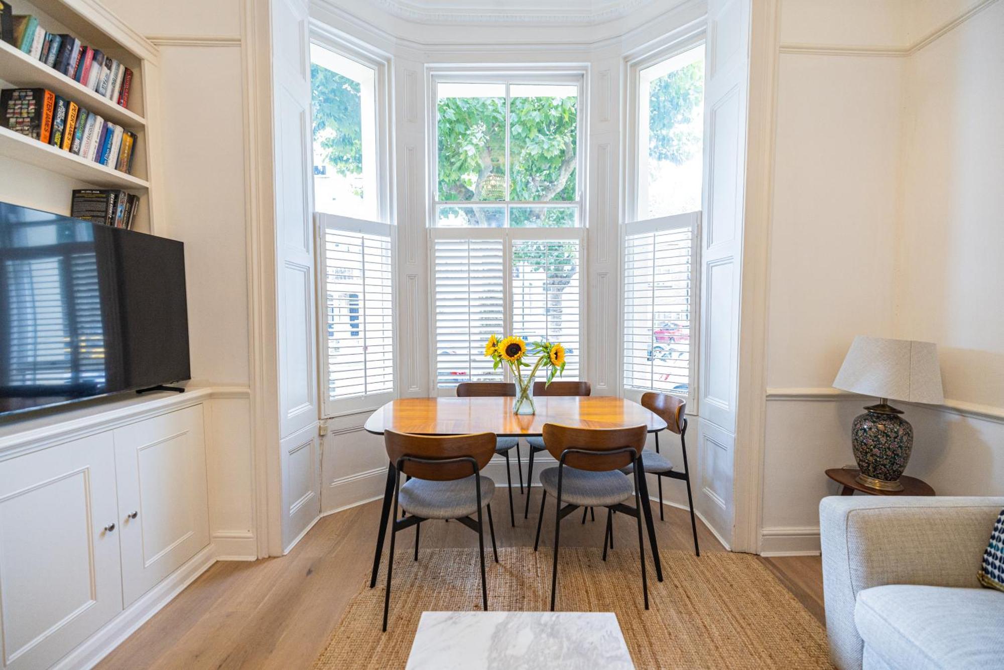 Gorgeous 3 B Edroom Home In Little Venice Londra Dış mekan fotoğraf
